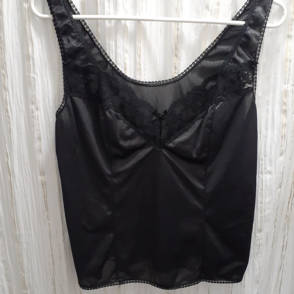 Vintage Esteem black camisole, size M.